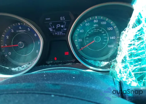 2014 Hyundai Elantra Se z USA, uszkodzony, nr VIN KMHDH4AE8EU037367